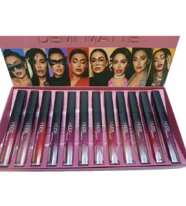12 Huda beauty demi matte 12 Huda beauty demi matte