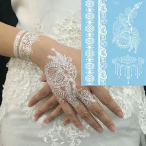 WOMEN HENNA TATTOOS