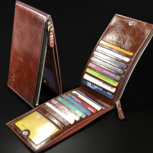 LEATHER MEN’S WALLET WITH ZIPPER