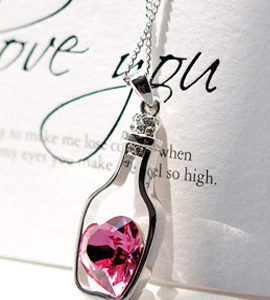 Heart shape bottle necklace set